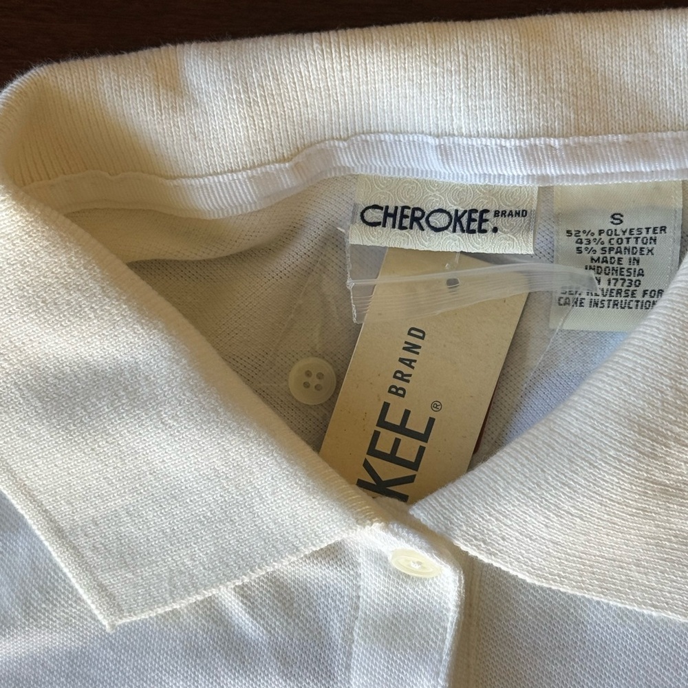 Cherokee women’s cream off White Polo Shirt - Picture 3 of 8